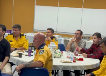 Sağmen: “Ramazan’da Parlamento’dan sokaklara, itfaiyeden sığınmacılara aynı sofrada buluşuyoruz”