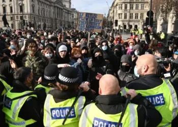 İngiltere’de 1 milyon kişi ırkçılığa karşı yürüdü