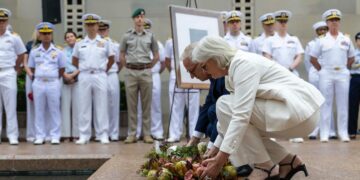 Avustralya donanması 125 yaşında: Anzac Atrium’daki anlamlı törene Genel Vali katıldı