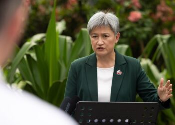 Dışişleri Bakanı Wong bölgedeki Avustralyalılara: “Derhal ayrılın”