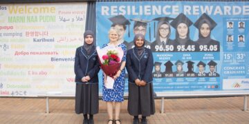 Güney Avustralya Valisi Adamson’dan Pinnacle Kolejine nezaket ziyareti