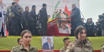 Cenazeye Bakırhan ve Zana da katıldı: Kürt siyasetçi Salih Müslim, oğlunun yanına defnedildi