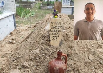 Erdoğan rejimi bir KHK’lıyı daha kanser etti:Beraat eden Ayhan öğretmen, işine dönemeden vefat etti