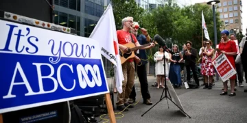 ABC çalışanları greve gitti