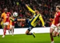 Dev derbinin galibi Galatasaray: Fenerbahçe ile puan farkı 7’ye çıkardı
