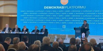 Denetimli serbestlik hakkı gasp edildi: Avukat Turan Canpolat 10 yıl sonra tahliye edildi