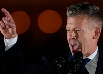 16 yıllık Orban rejimini yıkan Magyar’dan Trump’a rest: Ben aramayacağım, o arayabilir