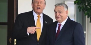 Macaristan’da 16 yıllık Orban dönemi bitti: Seçimi muhalefet kazandı