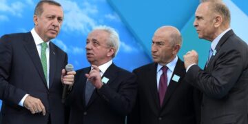 Saray, yandaş 5 şirketin vergi borcunu 128 kez sildi: 18 yılda 200 milyar dolarlık vergi