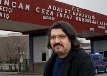KHK’lı polis Ünsalan Özkan (54), 30 Nisan’da Sincan Cezaevi’nde geçirdiği kalp krizi sonucu hayatını kaybetti.