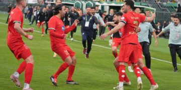 Amedspor, Süper Lig biletini alan ikinci takım:Diyarbakar’da bayram