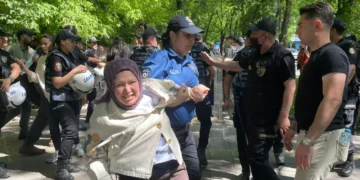 196 akademisyenden öğretmenlere destek: ‘Bu şiddet ve baskıyı kabul etmiyoruz’