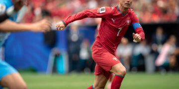 Portekiz, Özbekistan’ı 5-0 mağlup etti, Ronaldo tarihe geçti