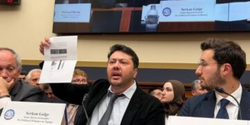 Hukuksuz şekilde cezaevinde tutulan Serkan Gölge, ABD Kongresi’nde Türkiye’deki siyasi yargılamaları anlattı