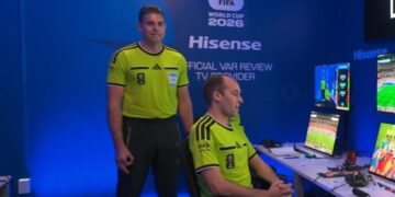 Avustralyalı hakemin hareketi nedeniyle FIFA’ya tepkiler dinmiyor