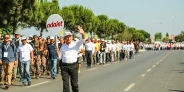 CHP Fransa’daki AİHM binası önünde miting düzenleyecek
