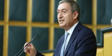 Tuncer Bakırhan’dan tepki: Ülke gözaltı merkezine çevrildi