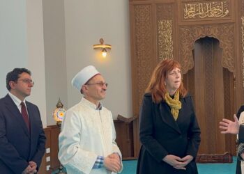 Kuba Camiinden ziyaret eden Vali Gardner’dan Selimiye Vakfı’na takdir: “Birlikte kurmak istediğimiz toplum tam da budur”