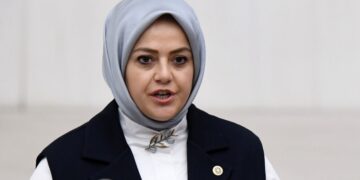 Sema Silkin Ün’den Gelecek Partisi’ne veda: Yeni Yol’da devam edeceğim