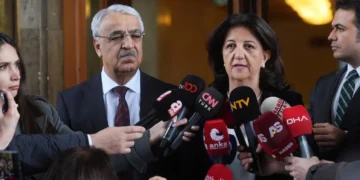 DEM Parti İmralı Heyeti adadan döndü: Öcalan’la görüşme 5 saat sürdü