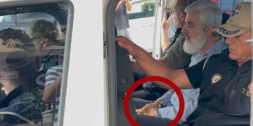  Kuytul Hoca, hakkında gözaltı kararı olmadan kelepçelendi: Kızları gözyaşını tutamadı