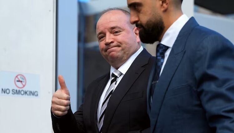 Ahmed Al Ahmed hakkındaki aile içi şiddet kapsamındaki saldırı ve tehdit suçlamaları düşürüldü.