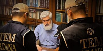 İki avukatı da gözaltına alınan Alparslan Kuytul, avukatsız ifade verecek