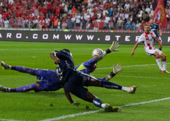 Fenerbahçe, Samsun deplasmanından üç puanla döndü