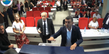 AKP, Menderes’i de ele geçirdi; ilk kutlayan butlan CHP oldu