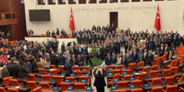 Çerçeve yasa İYİ Partiye rağmen TBMM’den geçti:468 kabul, 88 ret oyu