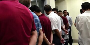 OHAL döneminde gözaltına alınan hakim ve savcıların ters kelepçeli görüntüleri ortaya çıktı
