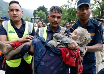 Başbakan Albanese: Nepal sel felaketinde 34 Avustralyalı kayıp