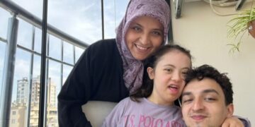 Anne ve oğlu tutuklandı: Down sendromlu Ayşe, annesiz yaşıyor