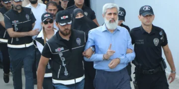 Rejim yargısı karar verdi:Mahkemede “Bizi susturmak istiyorlar” diyen Kuytul Hoca ve eşi tutuklandı