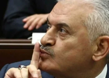 Binali Yıldırım’ın çocukları hisselerini annelerine devretti!