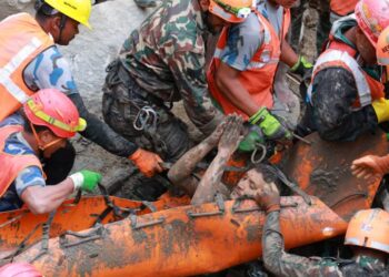 Nepal’de 9 gün sonra mucize kurtuluş: Avustralyalı uzmandan teknik destek
