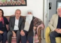 7 yıl sonra tahliye oldu: Selçuk Mızraklı, Demirtaş’ın annesini ziyaret etti