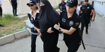 Saray Rejimin’den zulüm üstüne zulüm:Semra Kuytul, Diyarbakır’dan Samsun’a gönderildi